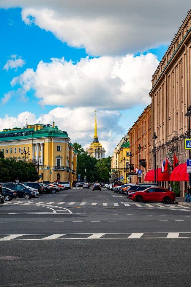 St Petersburg Highlights City Tour