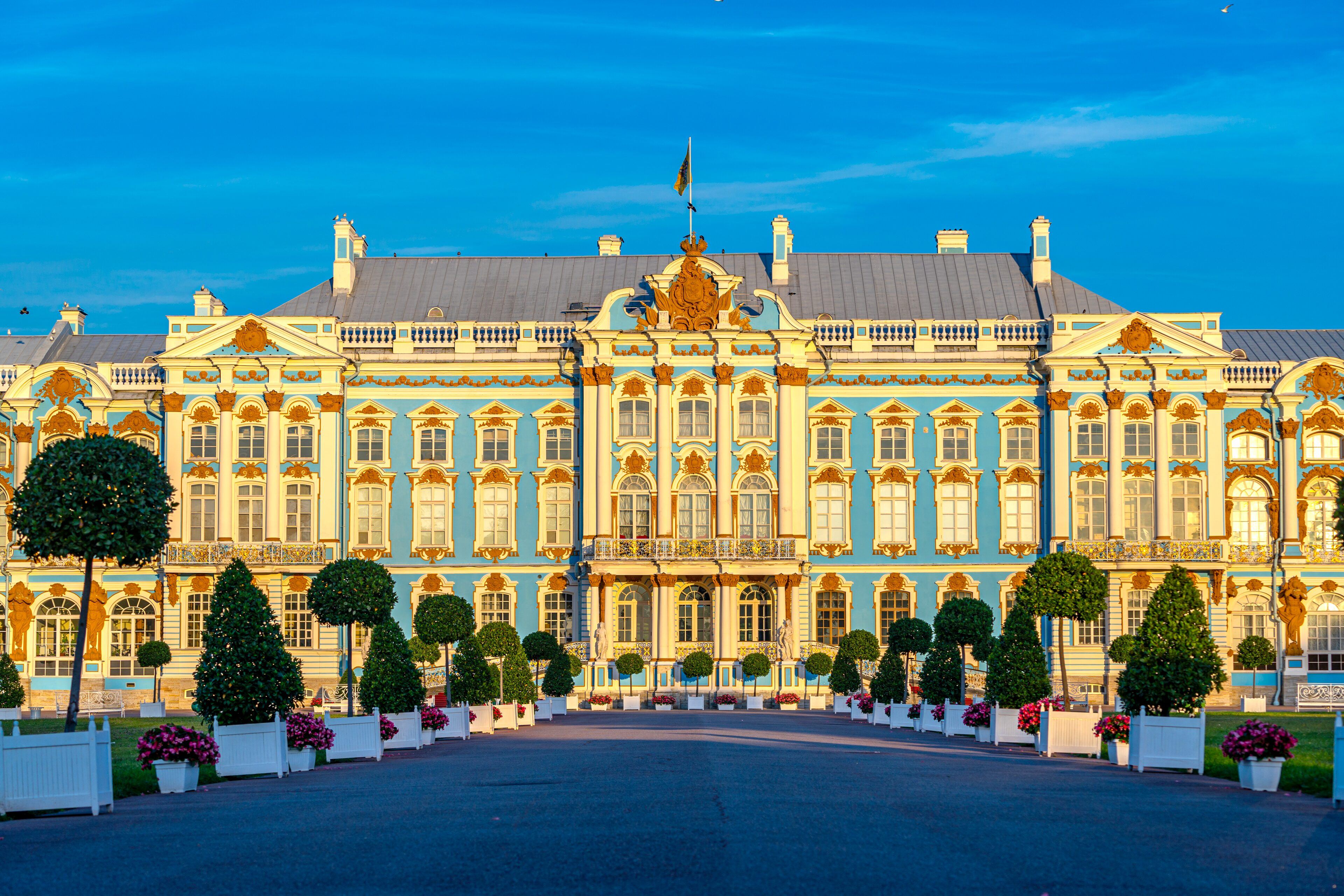Pushkin (Tsarskoye Selo) with the Catherine Palace